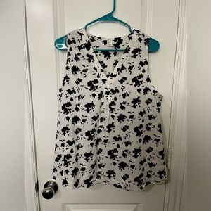 Sleeveless Blouse Top